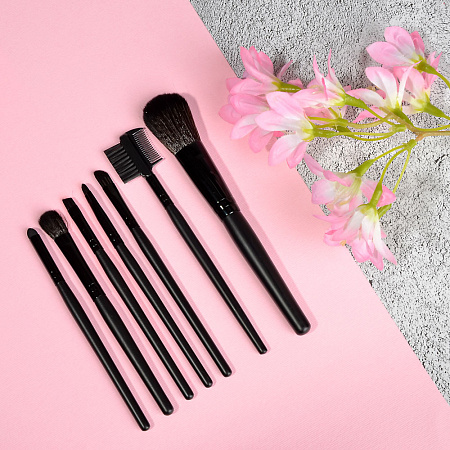 Набор кистей для макияжа 7шт професс тм ЮНИLOOK, дерево, синтетич.нейлон, 15см, черный, 26905-26