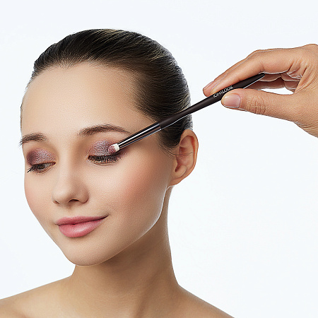 ЮНИLOOK Кисть для растушевки теней бочонок, натуральный ворс, дерево, металл, 15,7см						