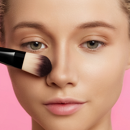 ЮНИLOOK Кисть для нанесения тональной основы/масок, дерево, синтетич.нейлон, 17,5см, черный, 26905-5