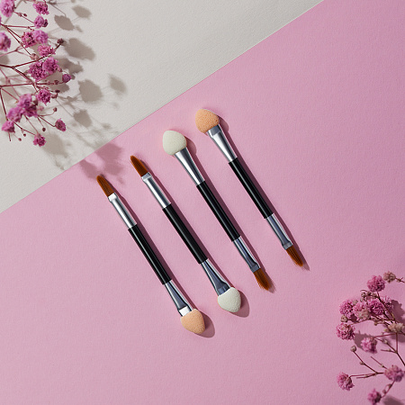 Аппликатор двухсторонний со спонжем и кистью 10 шт тм ЮНИLOOK , пластик, латекс, ворс нейлон, 7,5см