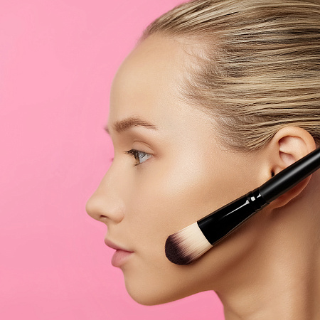 ЮНИLOOK Кисть для нанесения тональной основы/масок, дерево, синтетич.нейлон, 17,5см, черный, 26905-5